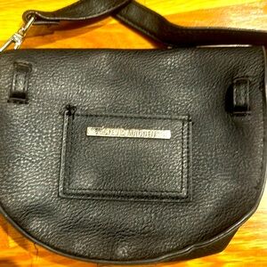 Steve Madden black handbag